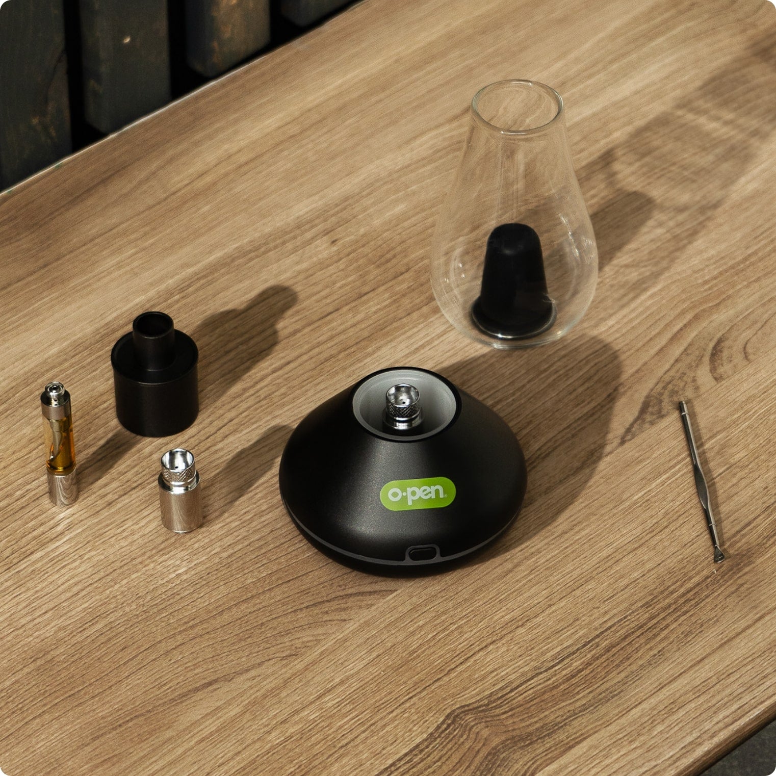 sesh electric dab rig and included accessories