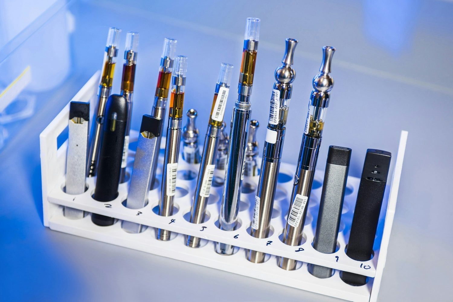 Top Features to Consider When Selecting a Rechargeable Vape Pen - O.pen